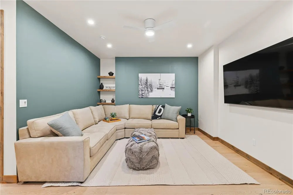 329 Kestrel Lane Silverthorne, CO 80498