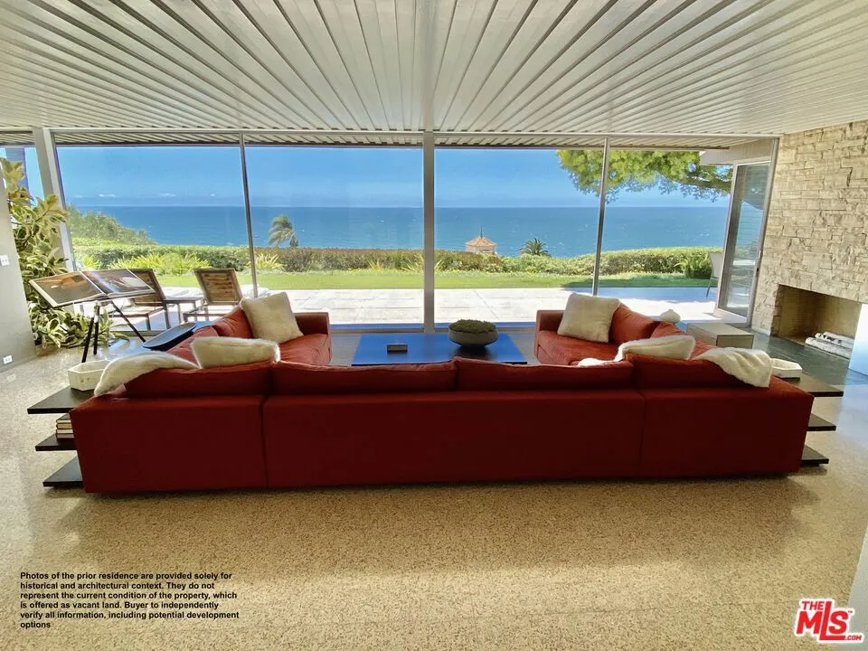 250 Trino Way Los Angeles, CA 90272