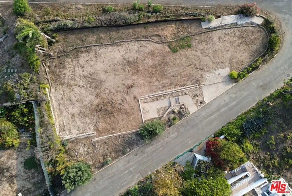 250 Trino Way Los Angeles, CA 90272