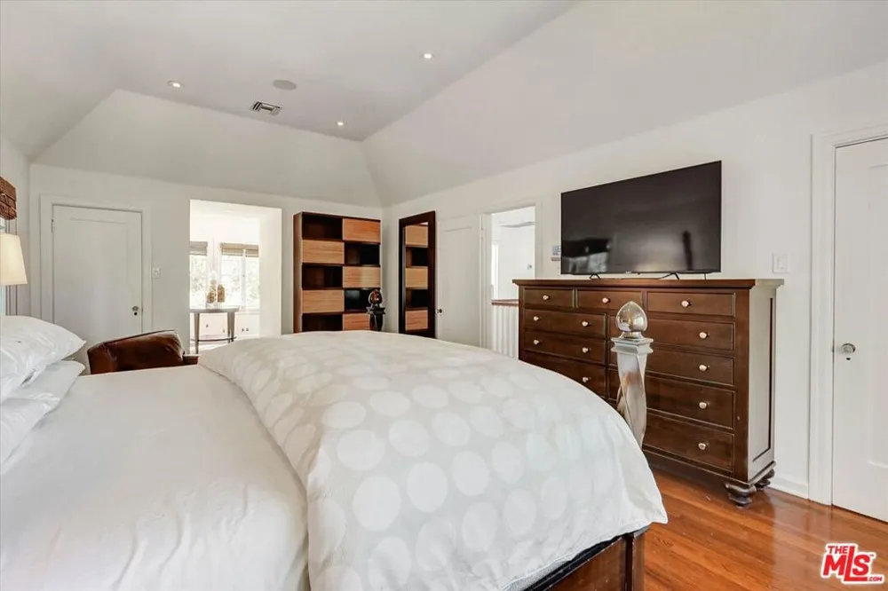 1744 Gardner Street Los Angeles, CA 90046