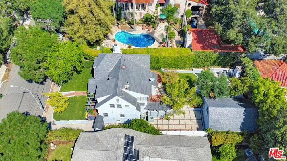 1744 Gardner Street Los Angeles, CA 90046