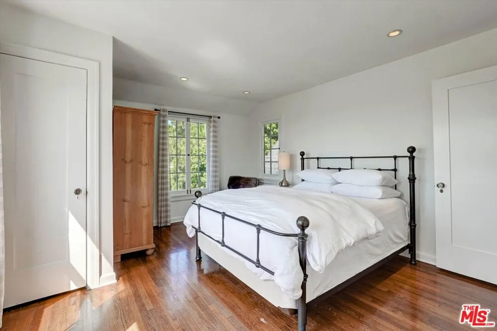 1744 Gardner Street Los Angeles, CA 90046