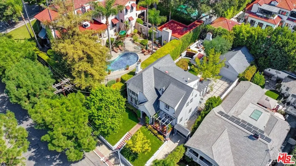 1744 Gardner Street Los Angeles, CA 90046