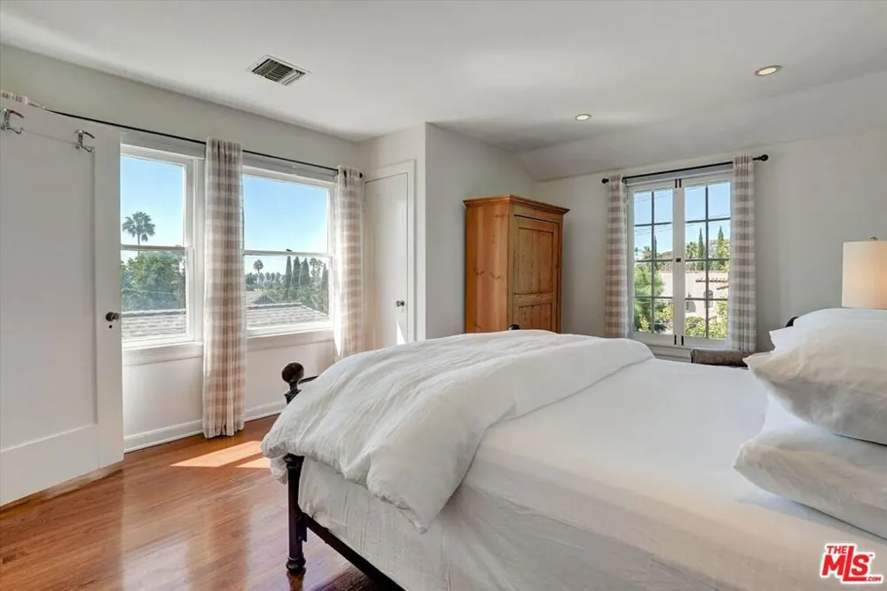 1744 Gardner Street Los Angeles, CA 90046