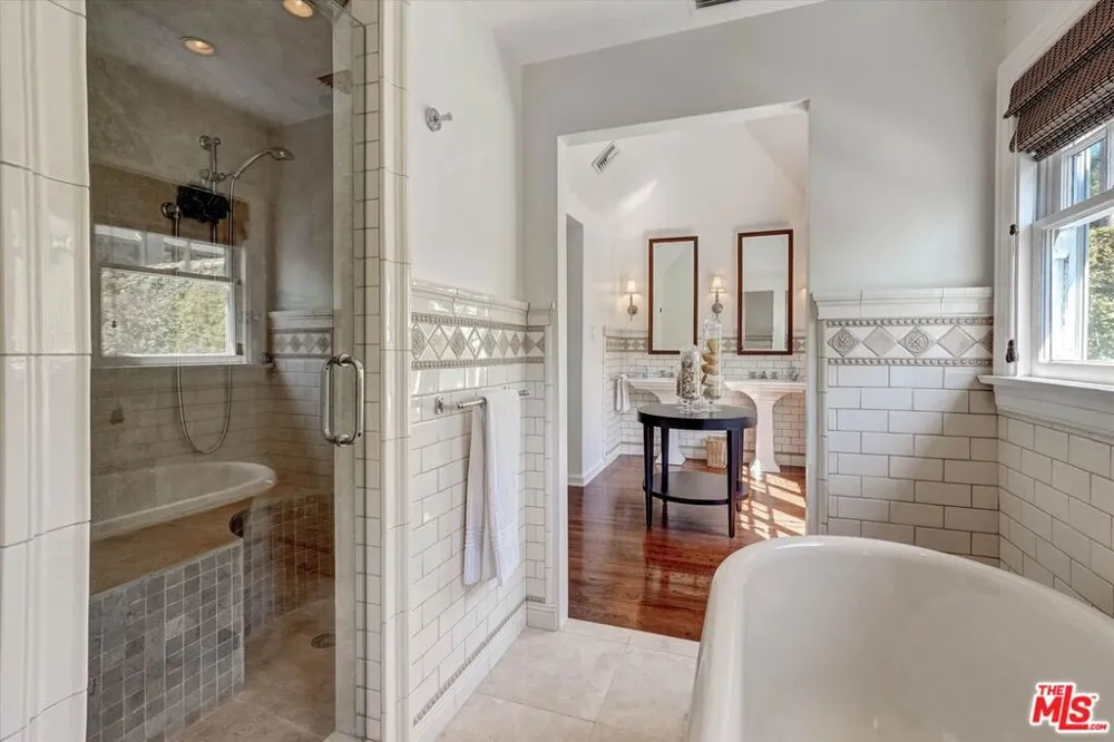 1744 Gardner Street Los Angeles, CA 90046