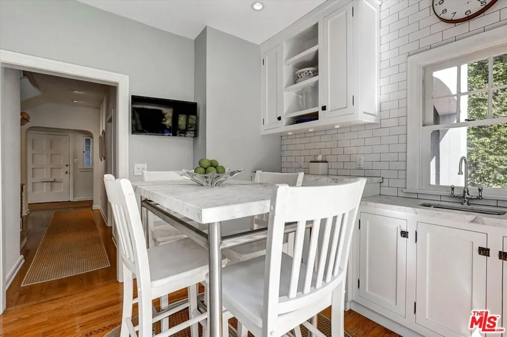 1744 Gardner Street Los Angeles, CA 90046