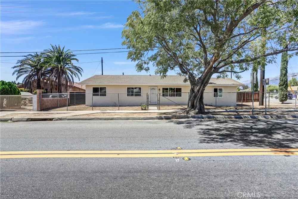 7716 Juniper Avenue Fontana, CA 92336