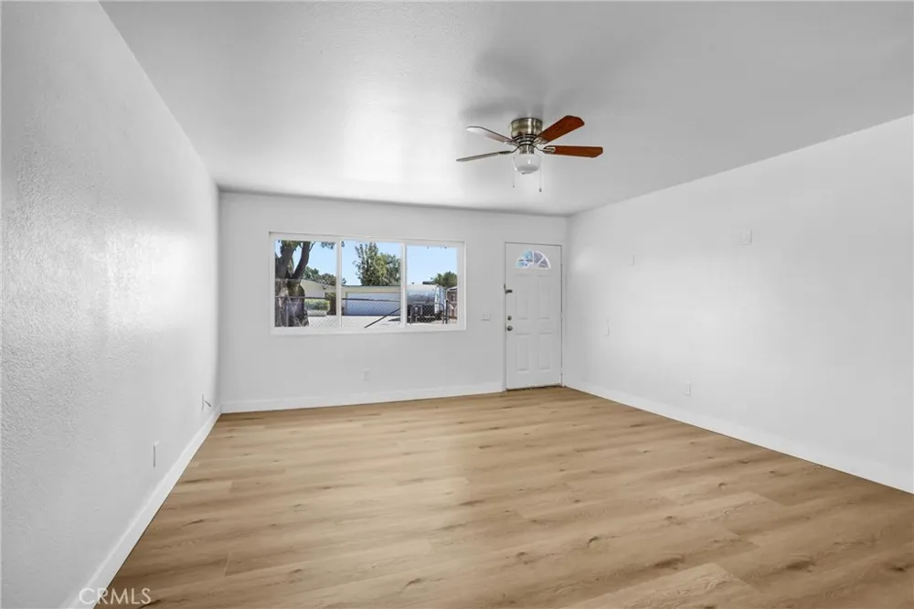 7716 Juniper Avenue Fontana, CA 92336