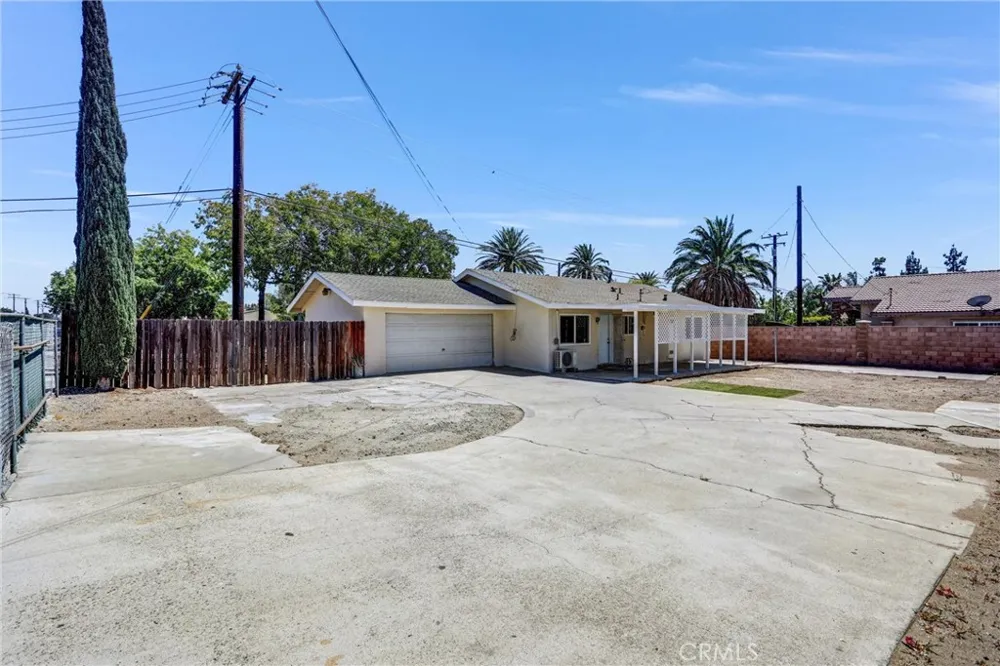 7716 Juniper Avenue Fontana, CA 92336