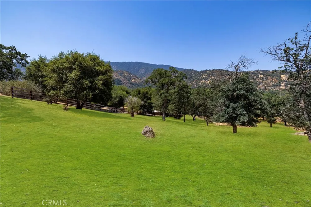 1 Kirkham Court Keene, CA 93531