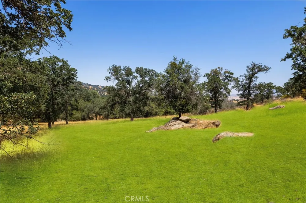 1 Kirkham Court Keene, CA 93531
