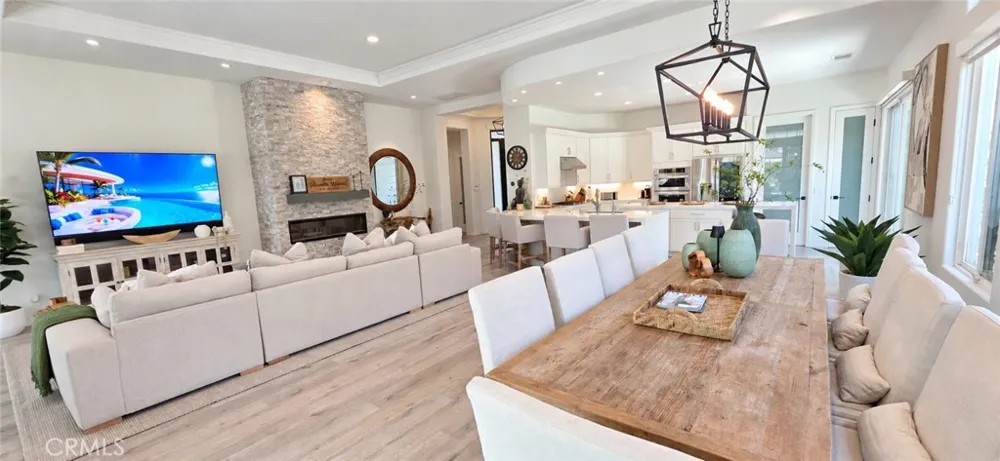 18 Via Las Flores Rancho Mirage, CA 92270