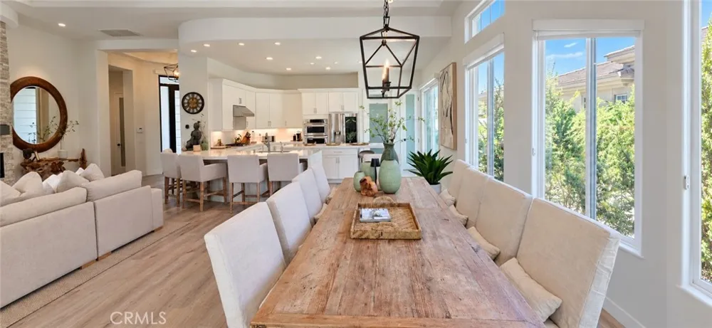 18 Via Las Flores Rancho Mirage, CA 92270