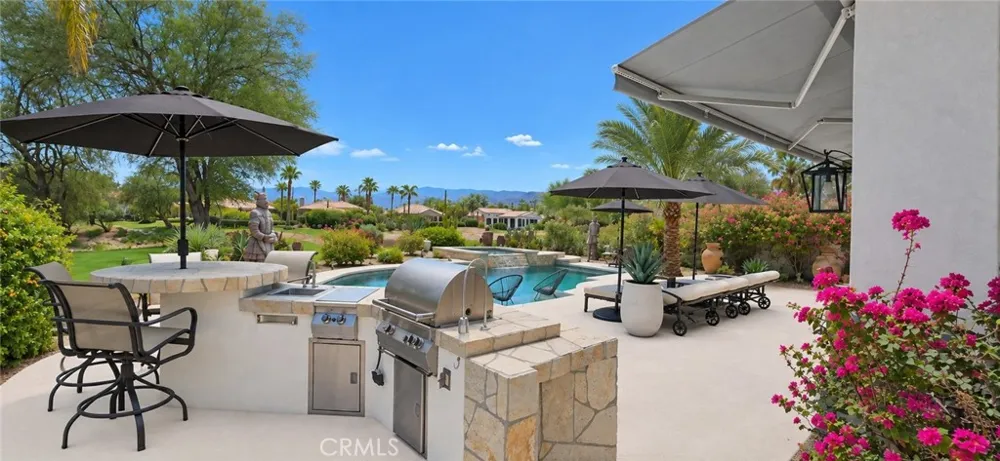 18 Via Las Flores Rancho Mirage, CA 92270