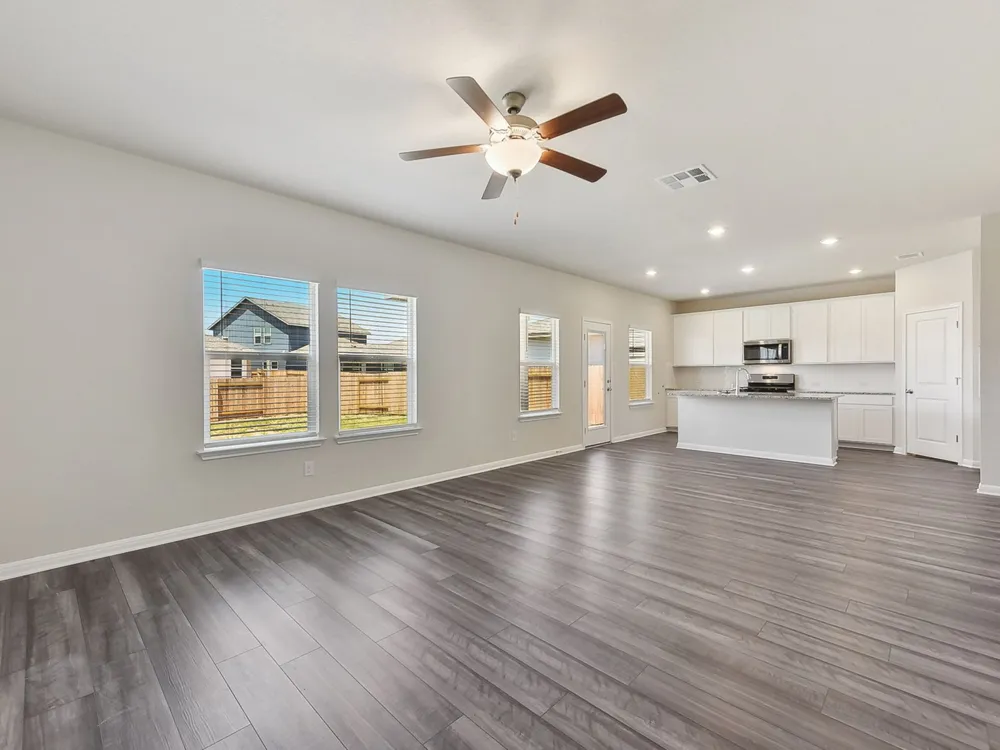 180 Fossil Drive Kyle, TX 78640