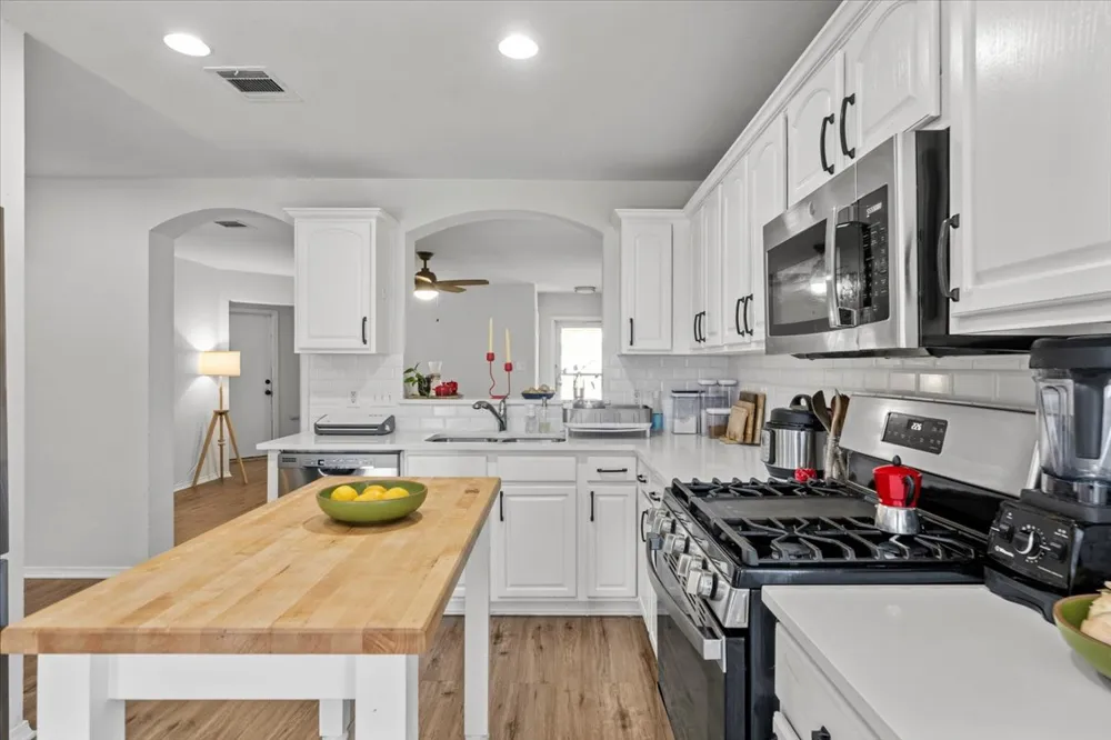 1125 Vincent Place Pflugerville, TX 78660
