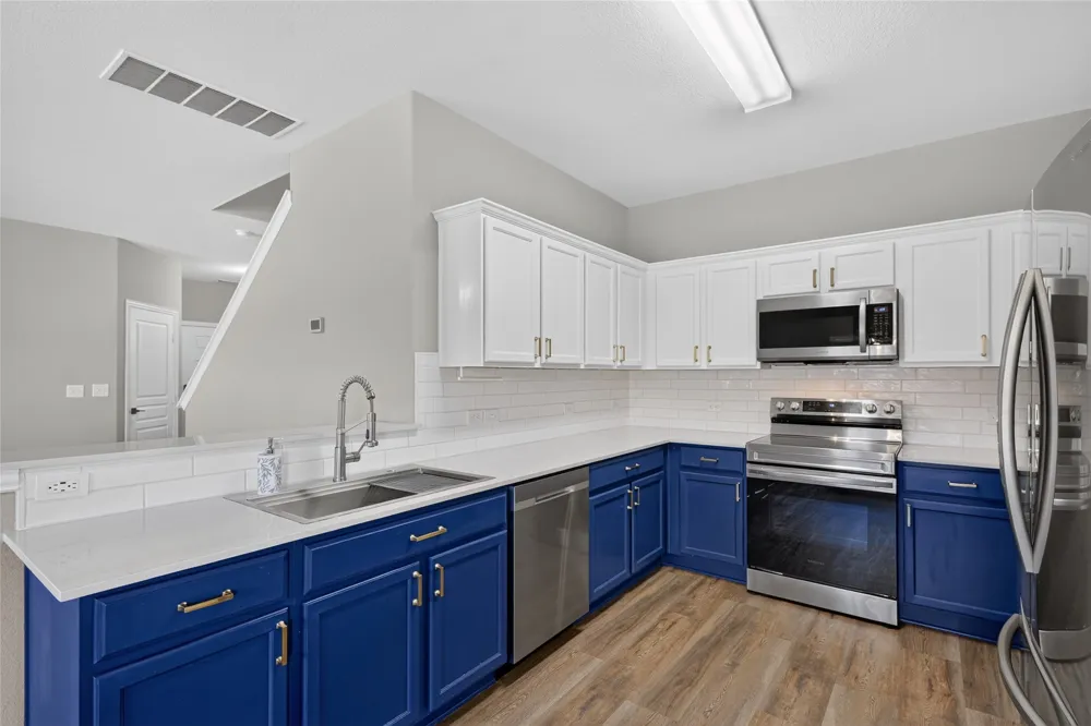 13316 Kearns Drive Pflugerville, TX 78660