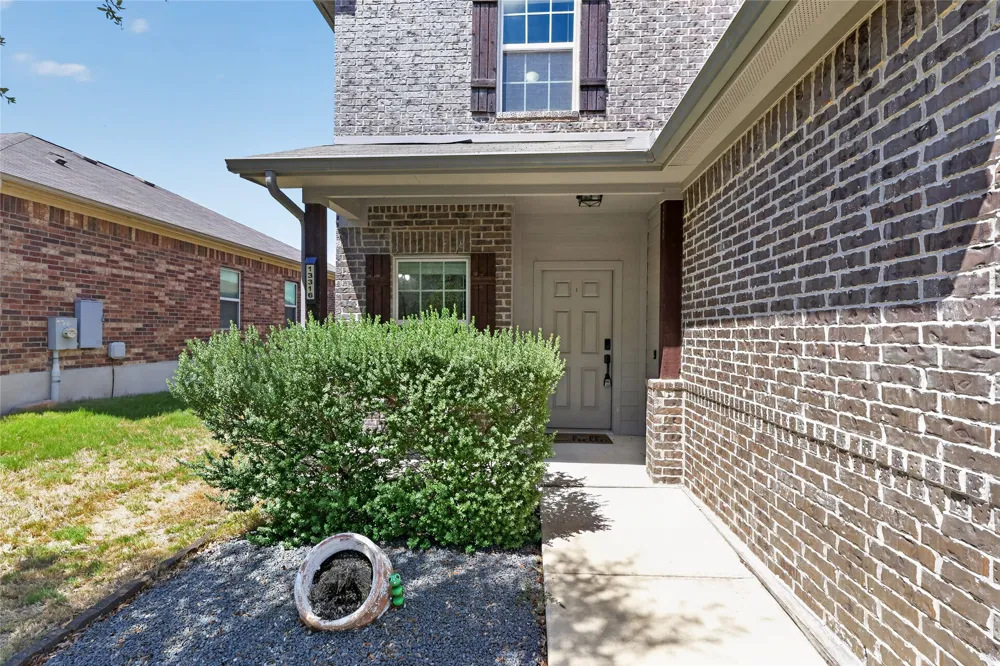 13316 Kearns Drive Pflugerville, TX 78660