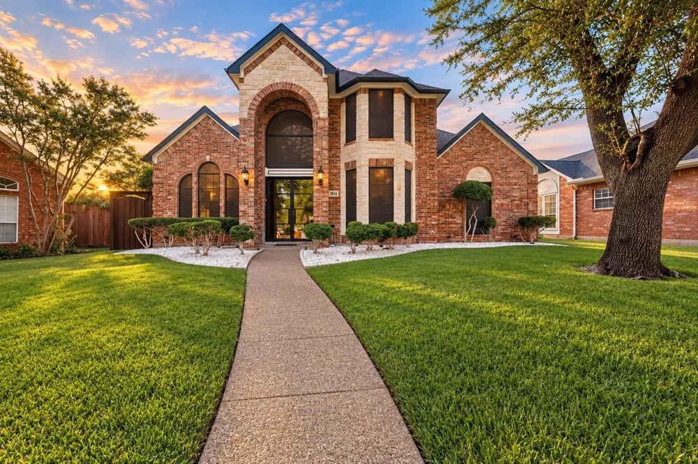 1814 Forest Meadow Lane Richardson, TX 75081
