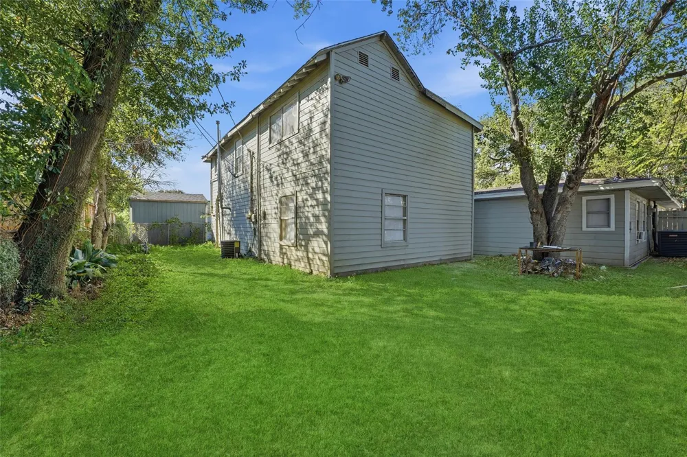 6526 Lindenn Street Houston, TX 77087