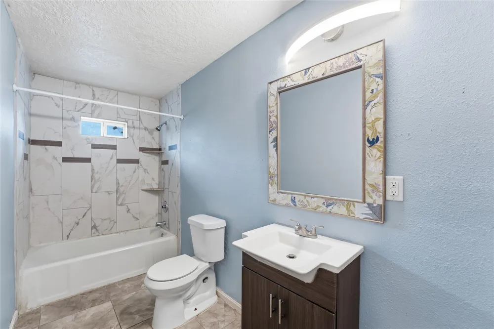 6526 Lindenn Street Houston, TX 77087