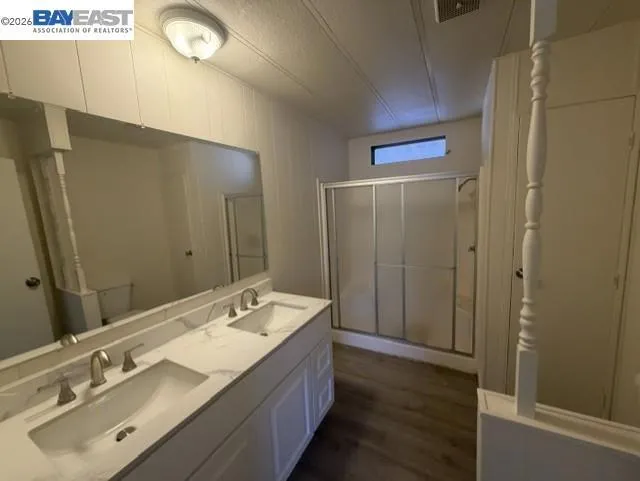 29433 New Hampshire Way Hayward, CA 94544