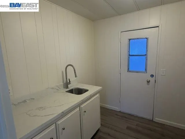 29433 New Hampshire Way Hayward, CA 94544