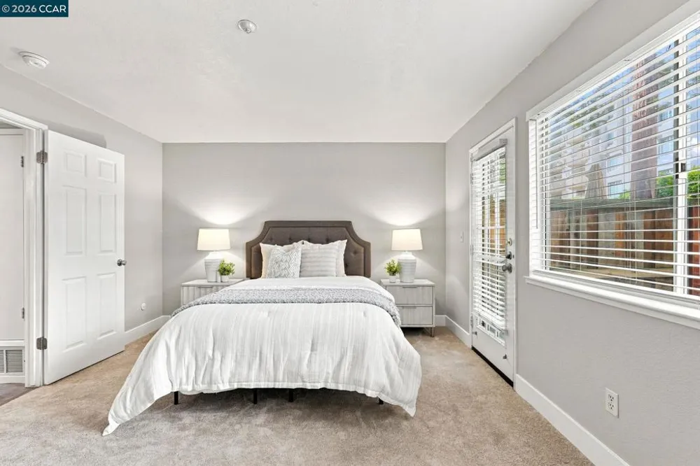 3193 Wayside Plz #25 Walnut Creek, CA 94597