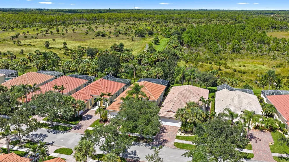 9032 SE Eldorado Way Hobe Sound, FL 33455