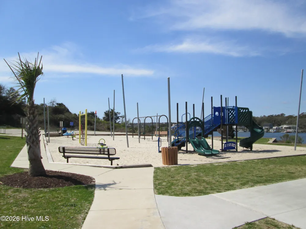 119 Sunshine Lane Holden Beach, NC 28462