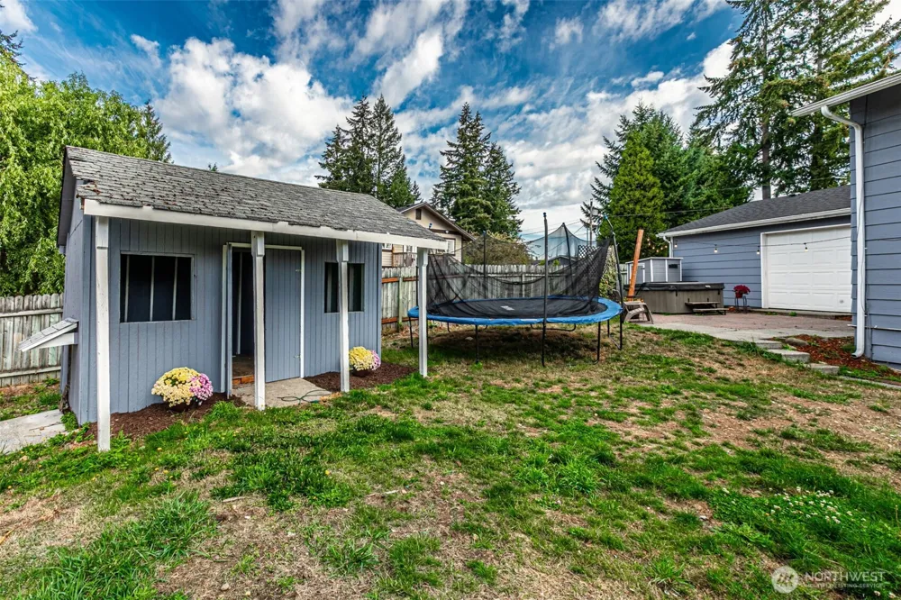 2704 180th Avenue E Lake Tapps, WA 98391