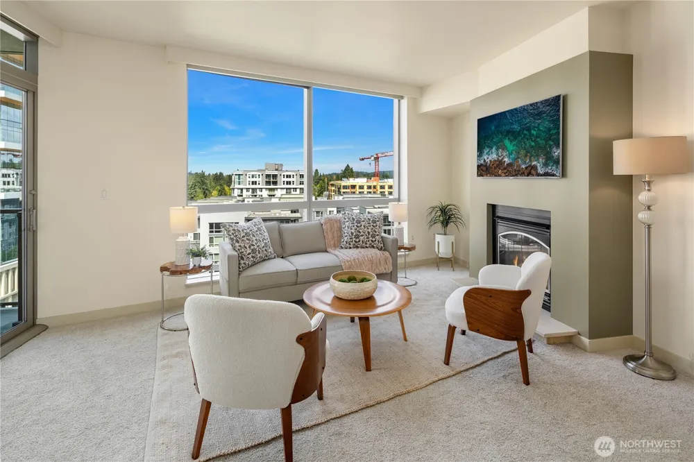 10610 NE 9th Place #1206 Bellevue, WA 98004