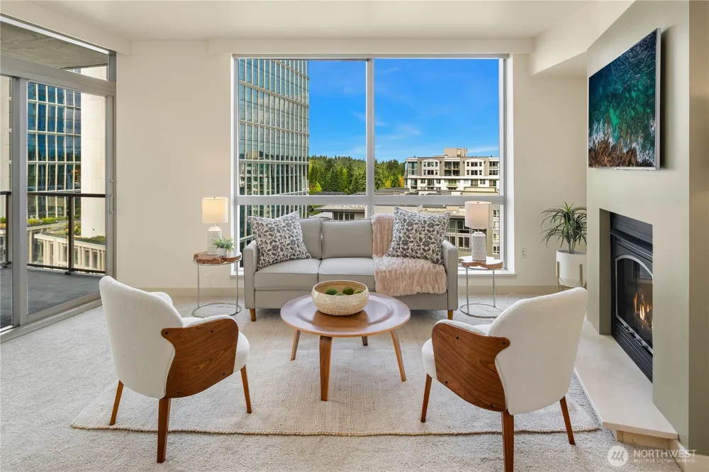10610 NE 9th Place #1206 Bellevue, WA 98004