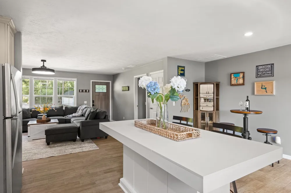 145 Tippi Trail Hanover Township, MI 49620