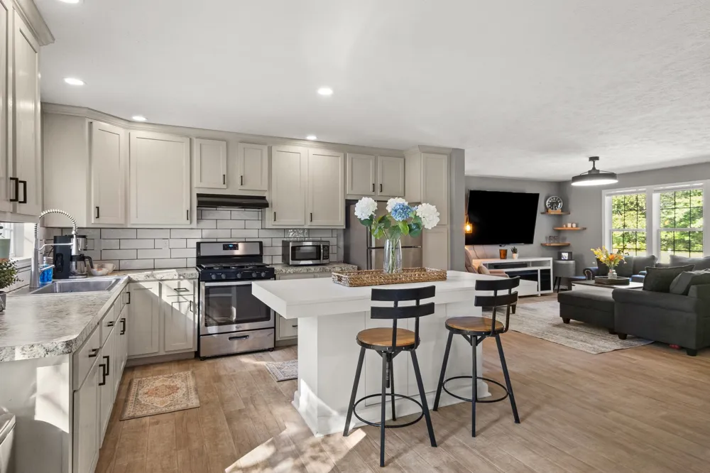 145 Tippi Trail Hanover Township, MI 49620