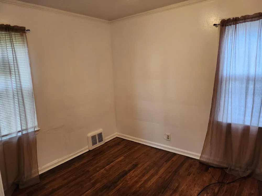 19212 Kingsville Street Detroit City, MI 48225