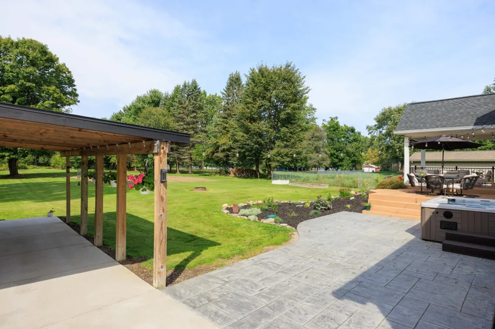 1469 Roods Lake Road Mayfield Township, MI 48446