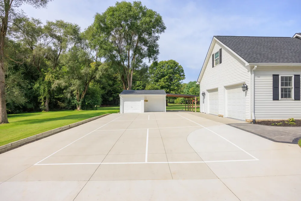 1469 Roods Lake Road Mayfield Township, MI 48446