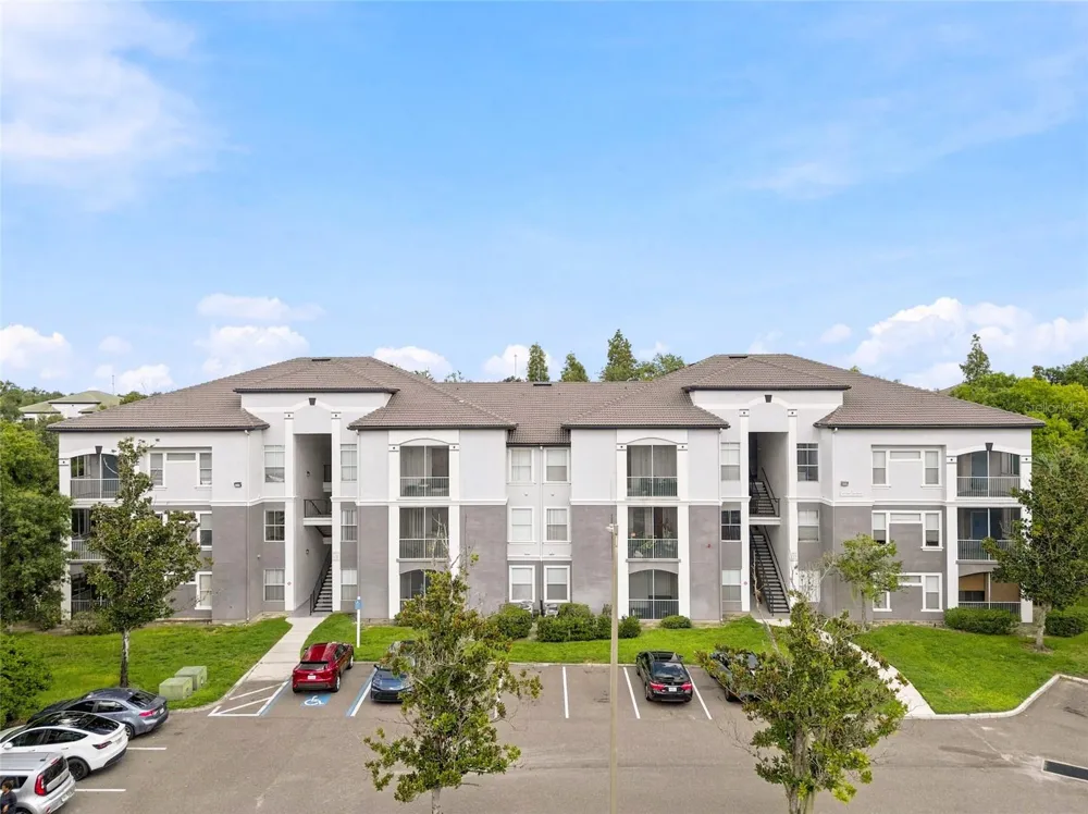 5511 LEGACY CRESCENT PLACE #204 Riverview, FL 33578