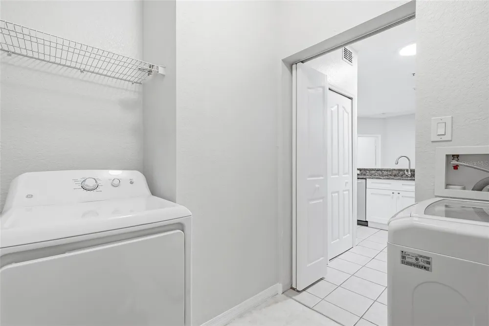 5511 LEGACY CRESCENT PLACE #204 Riverview, FL 33578