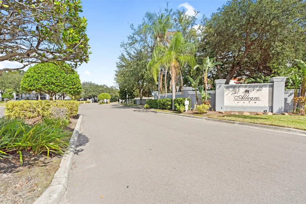 5511 LEGACY CRESCENT PLACE #204 Riverview, FL 33578