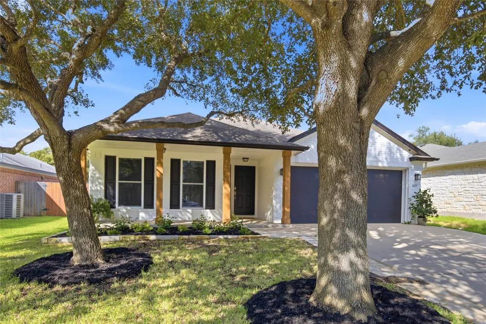 4425 Chickasaw Court Austin, TX 78749