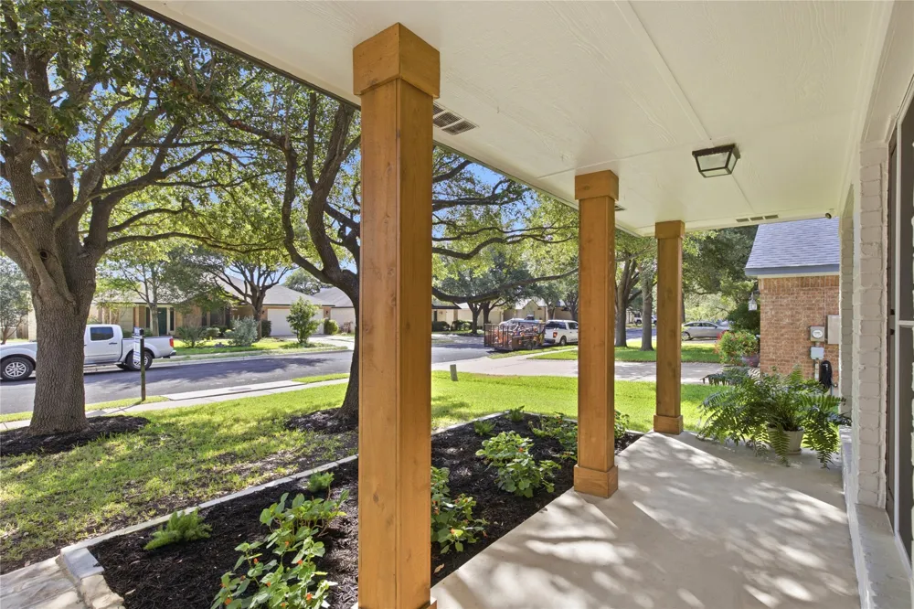4425 Chickasaw Court Austin, TX 78749