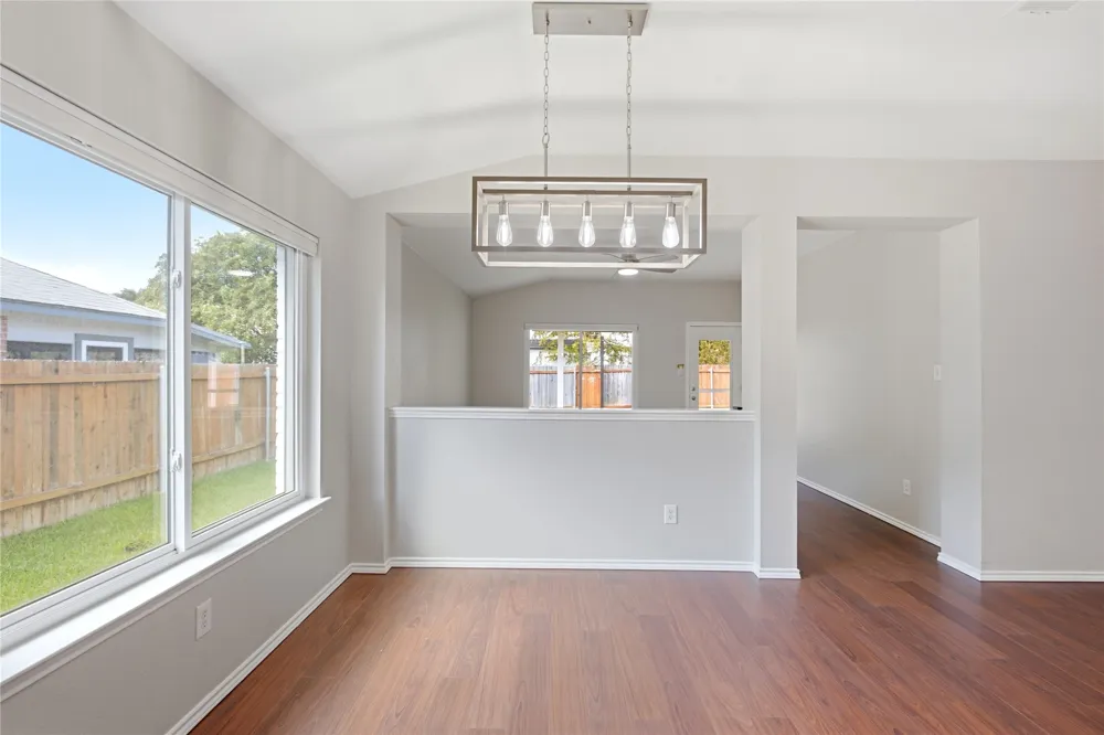 4425 Chickasaw Court Austin, TX 78749