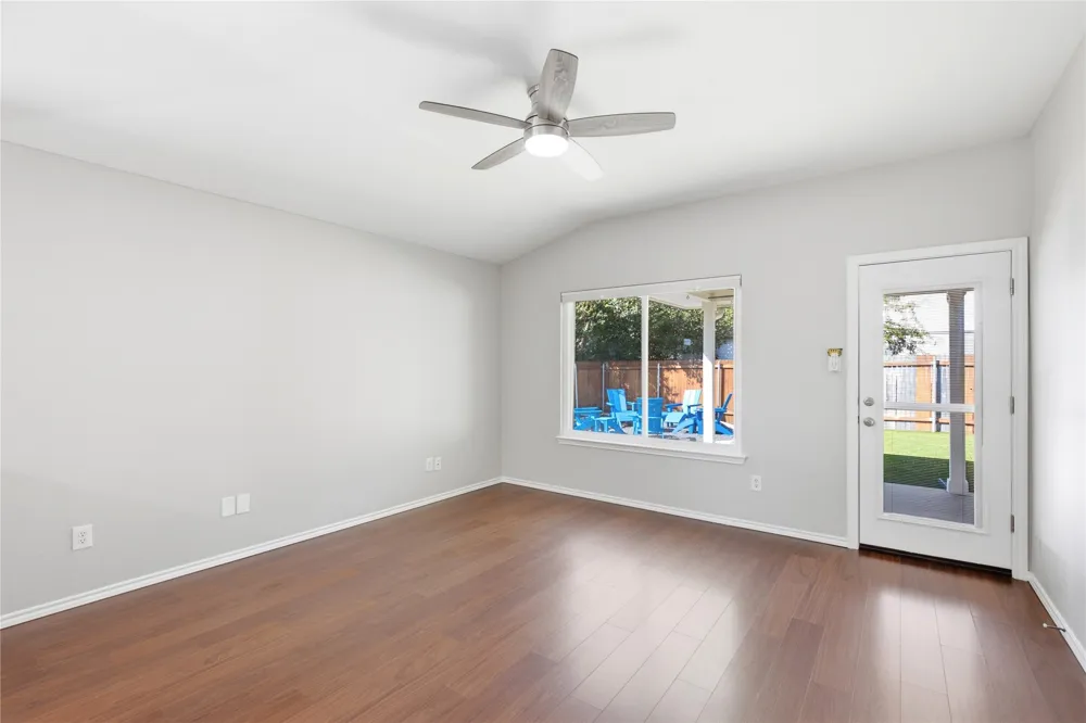 4425 Chickasaw Court Austin, TX 78749