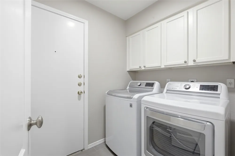 4425 Chickasaw Court Austin, TX 78749