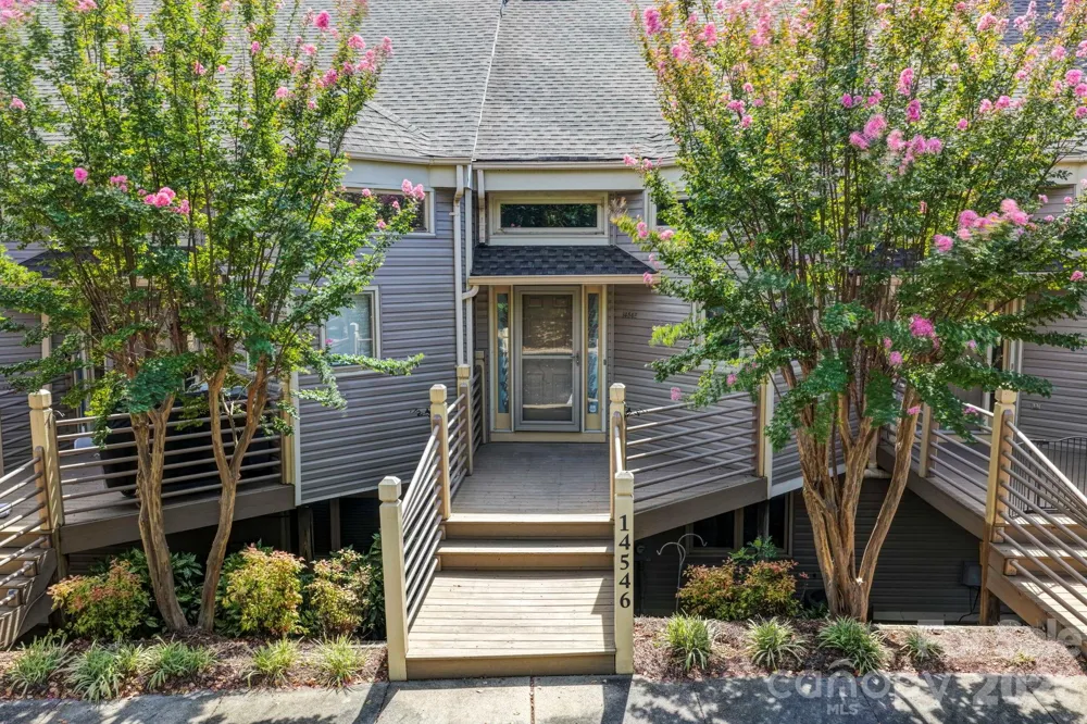 14546 Waterside Drive Charlotte, NC 28278