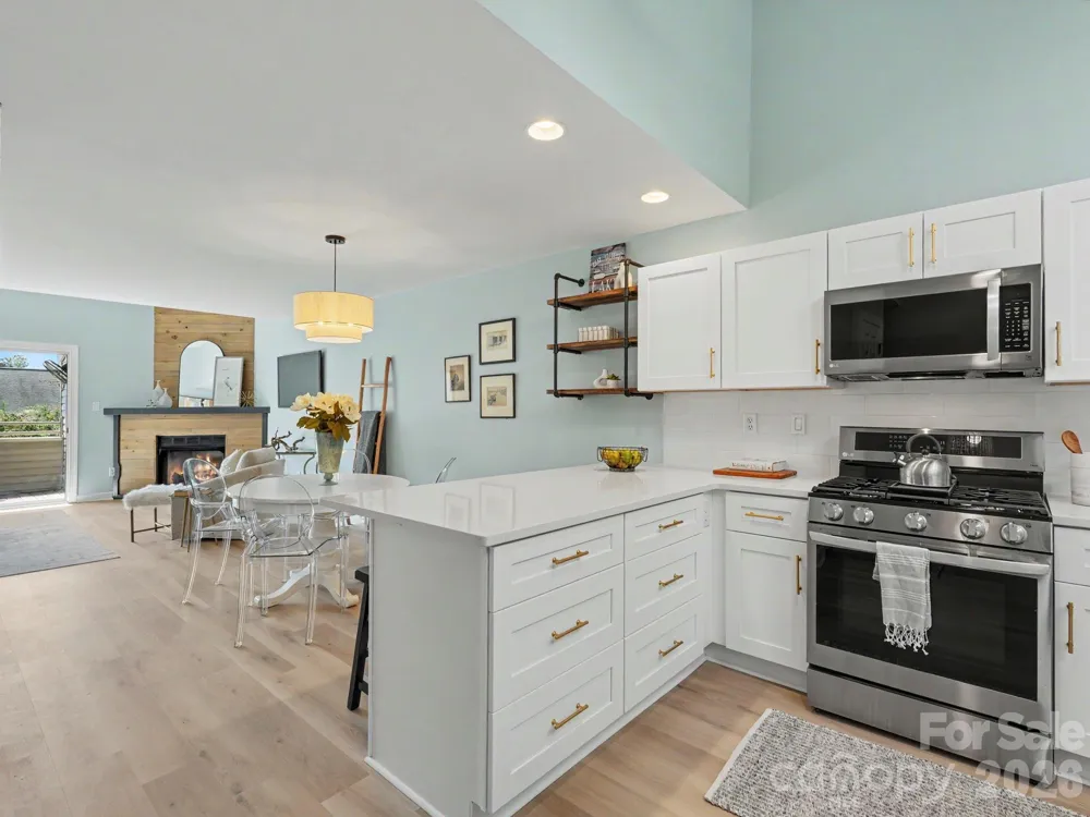 14546 Waterside Drive Charlotte, NC 28278