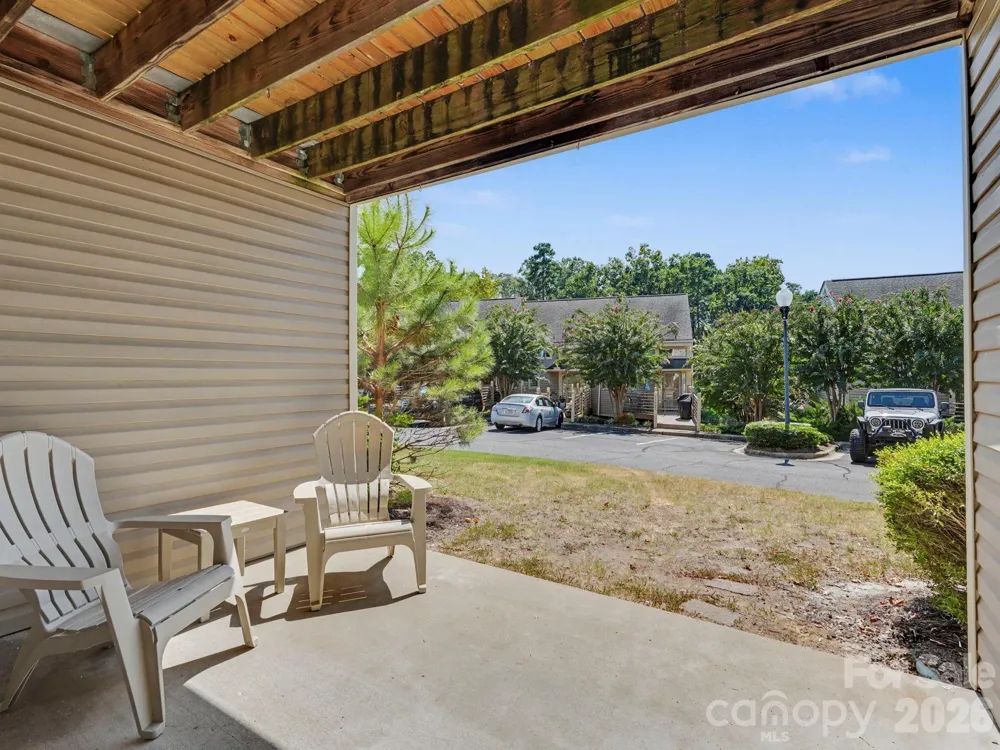 14546 Waterside Drive Charlotte, NC 28278