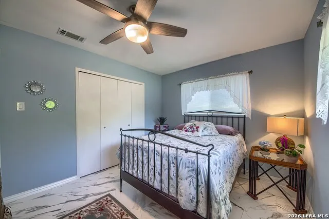 17203 Happy Hollow San Antonio, TX 78232